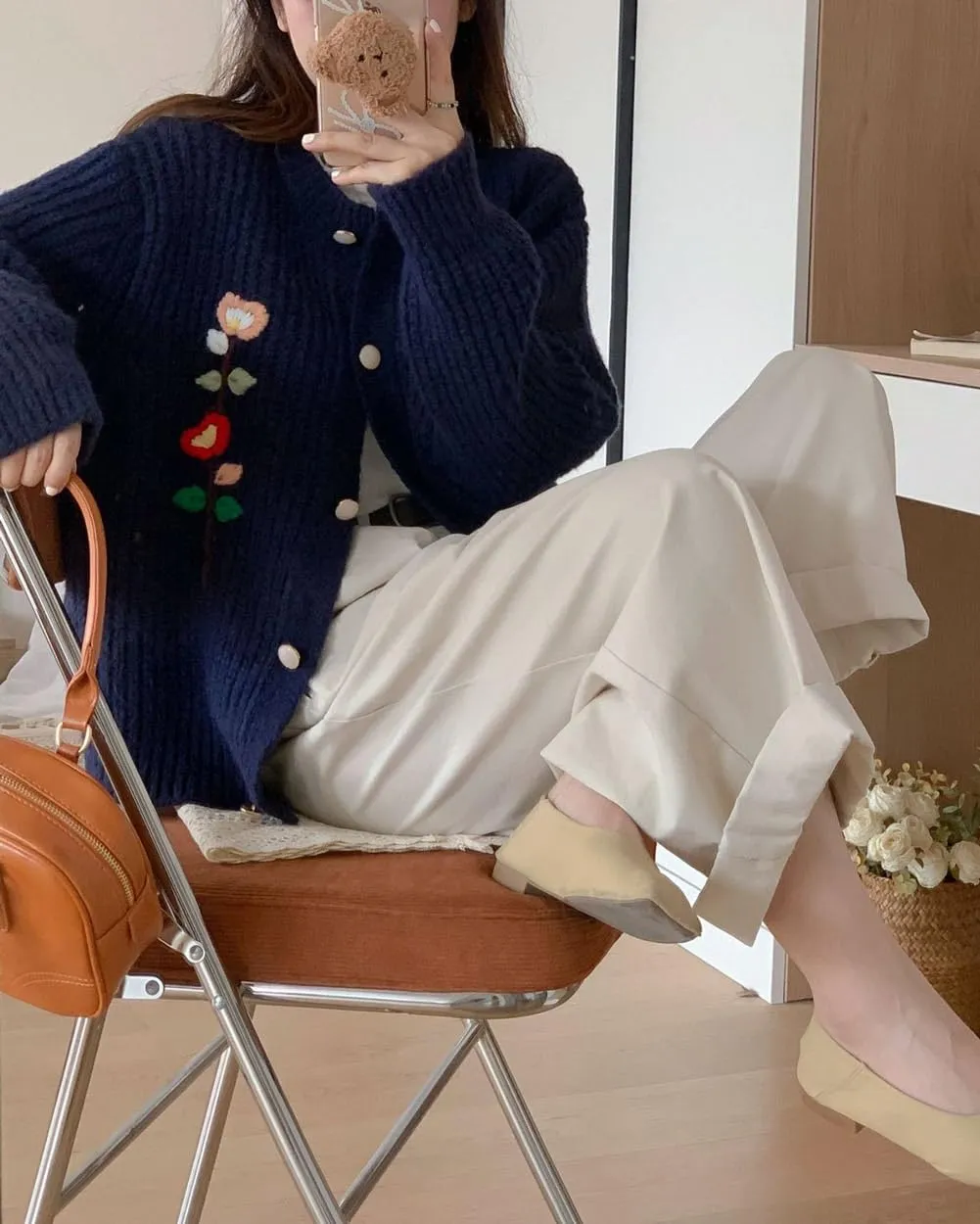 CHARTOU Women's Cute Crew Neck Chunky Knit Floral Embroidery Open Front Cardigan Sweater