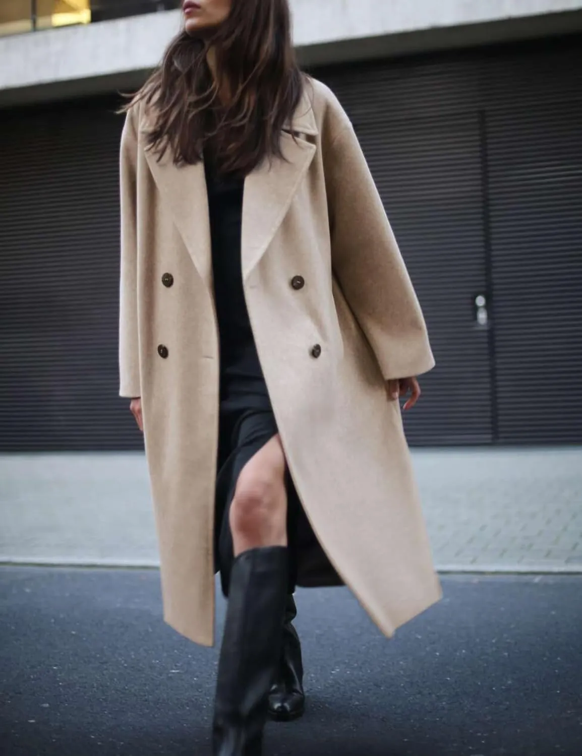 Gihuo Women's Notched Collar Wool Blend Pea Coat Winter Double Breasted Trench Coat Long Oversized Button Down Overcoats