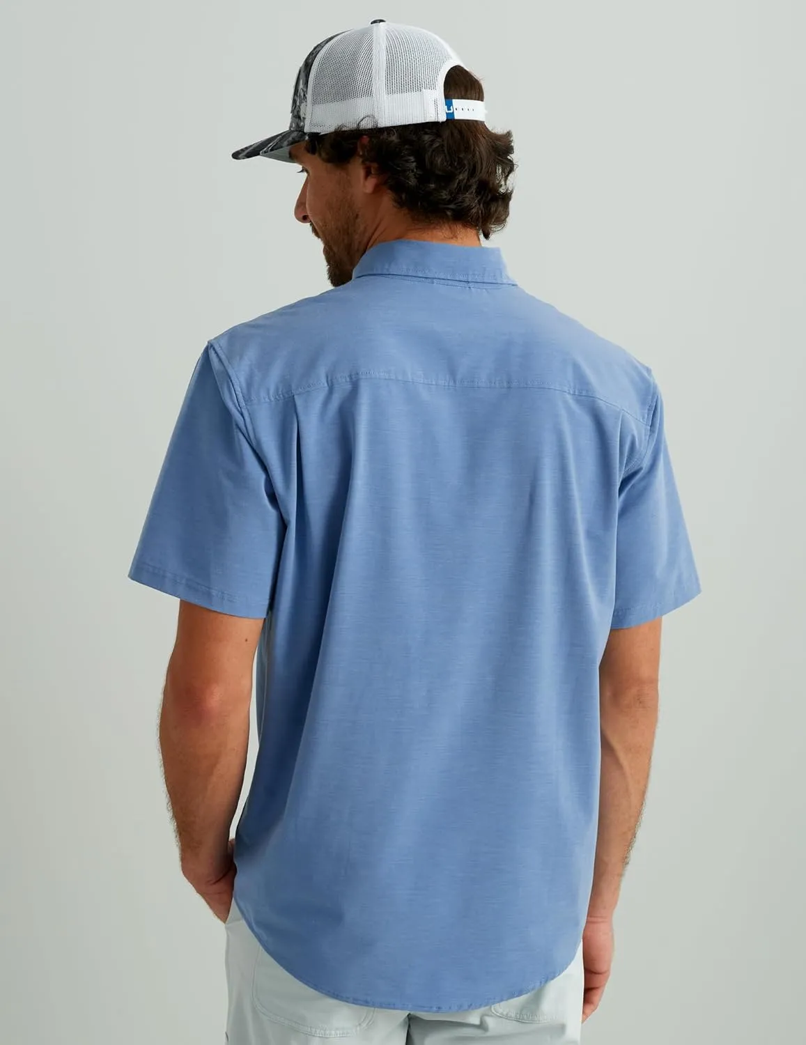 HUK Men's Kona Solid Short Sleeve Fishing Button Down Shirt