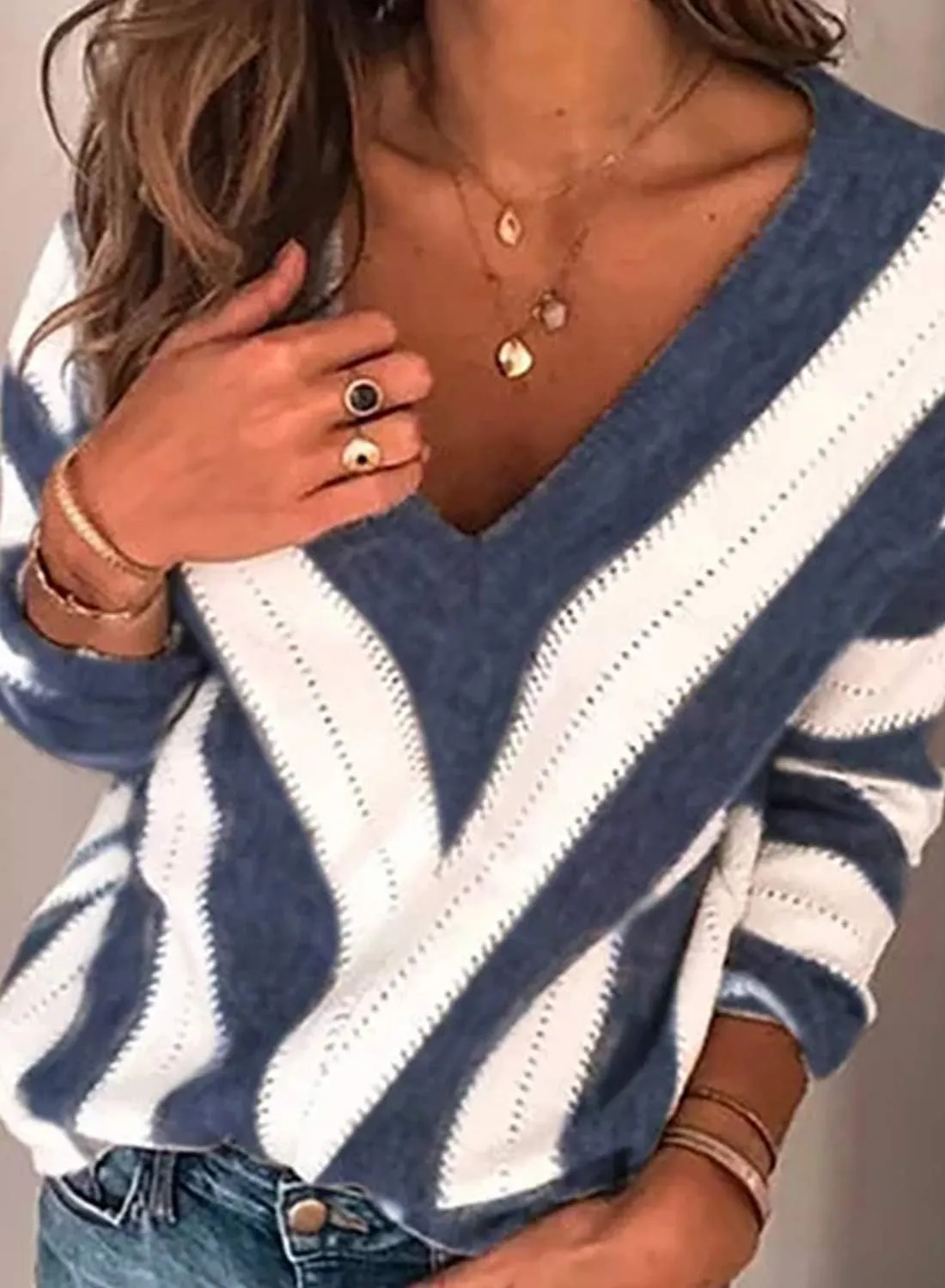Necooer Womens Sweater Pullover Casual Long Sleeve Crewneck Color Block Pullover Knit Sweater for Women