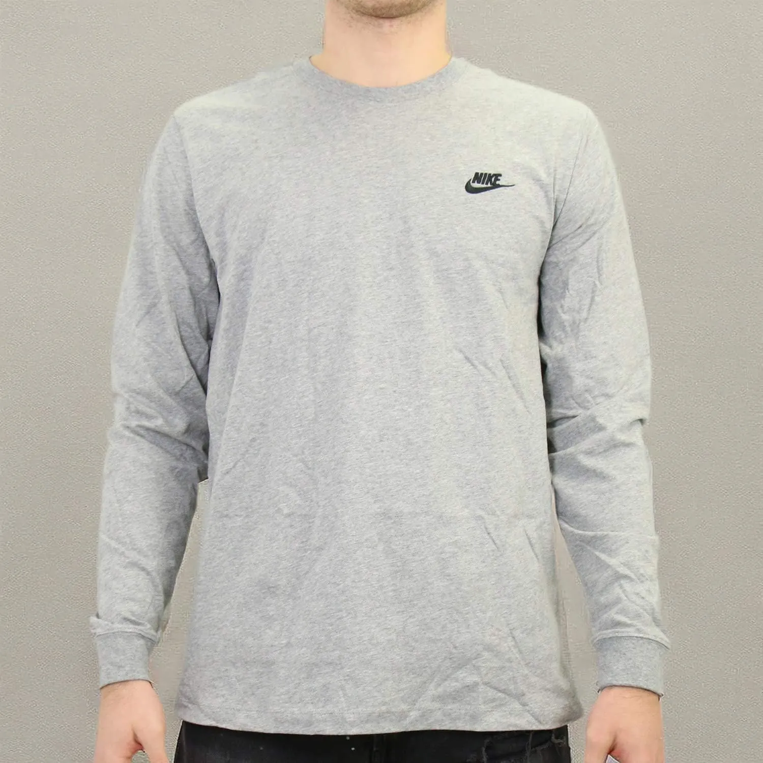 Nike Men's Sportswear Club Long-Sleeve T-Shirt