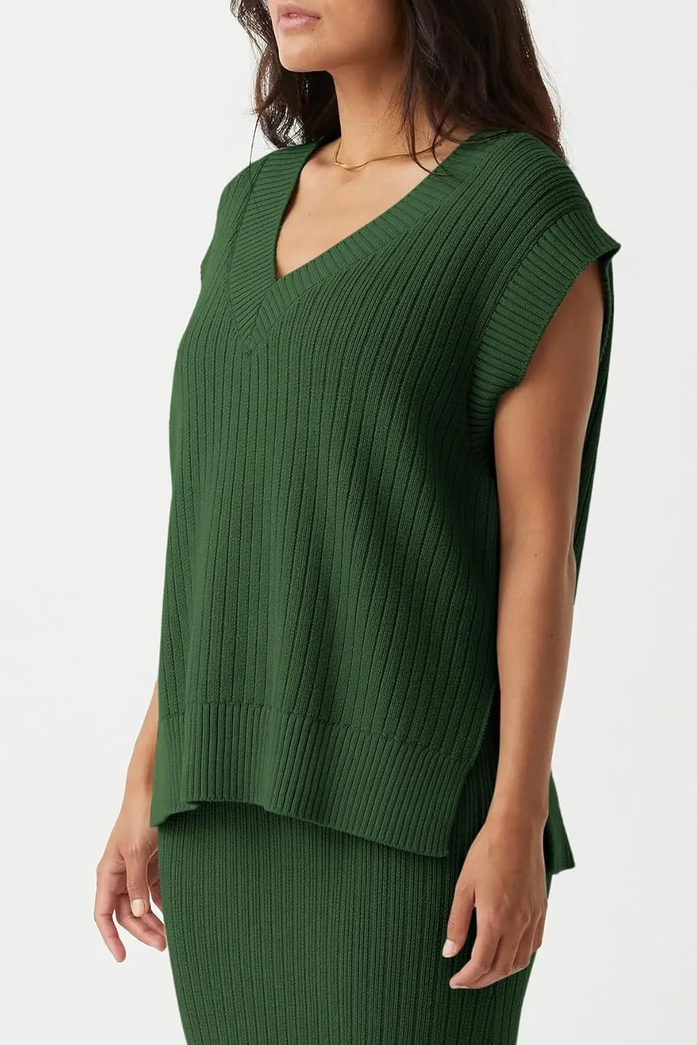 Saodimallsu Womens V Neck Sweater Vest Oversized Ribbed Knit Sleeveless Casual Loose Fit Pullover Tank Top