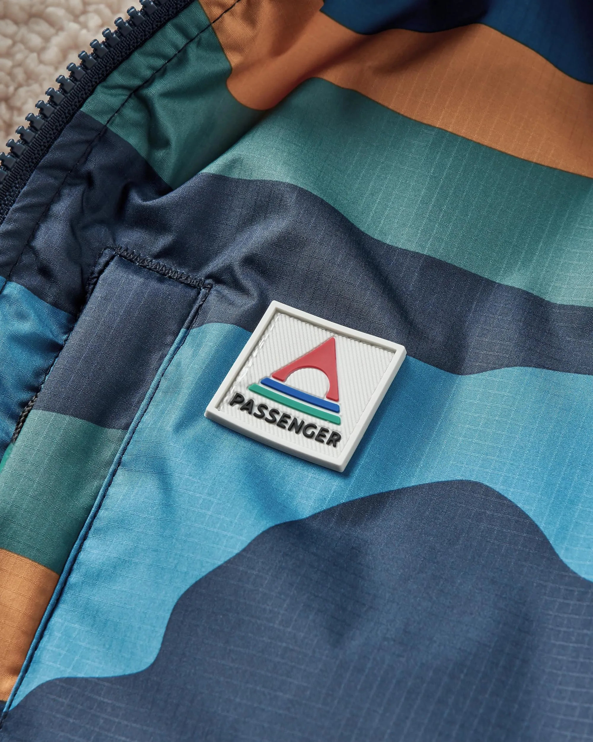 Waves Recycled Sherpa Lined Changing Robe - Scenic Navy