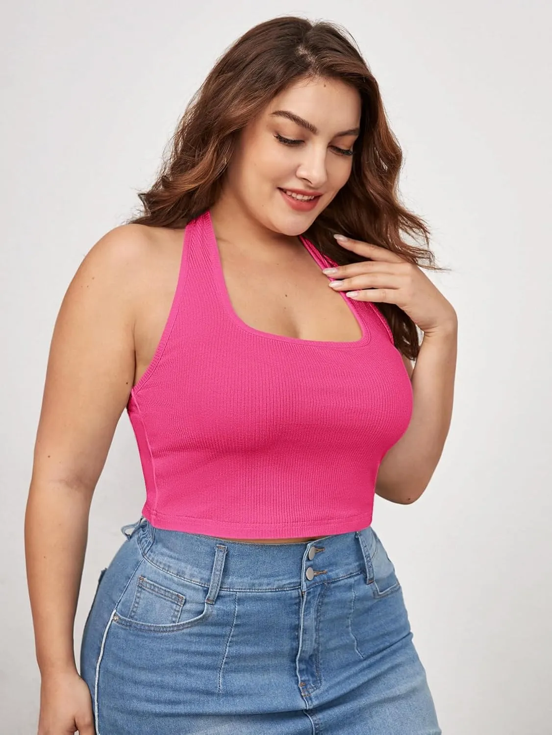 WDIRARA Women's Plus Size Sleeveless Backless Rib Knit Crop Halter Top