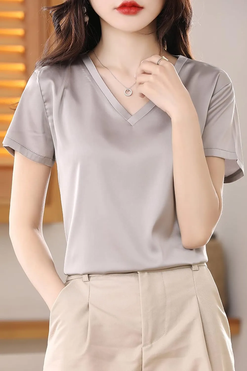 Women Silk Short Sleeve T-Shirt Exquisite V-Neck Satin Top