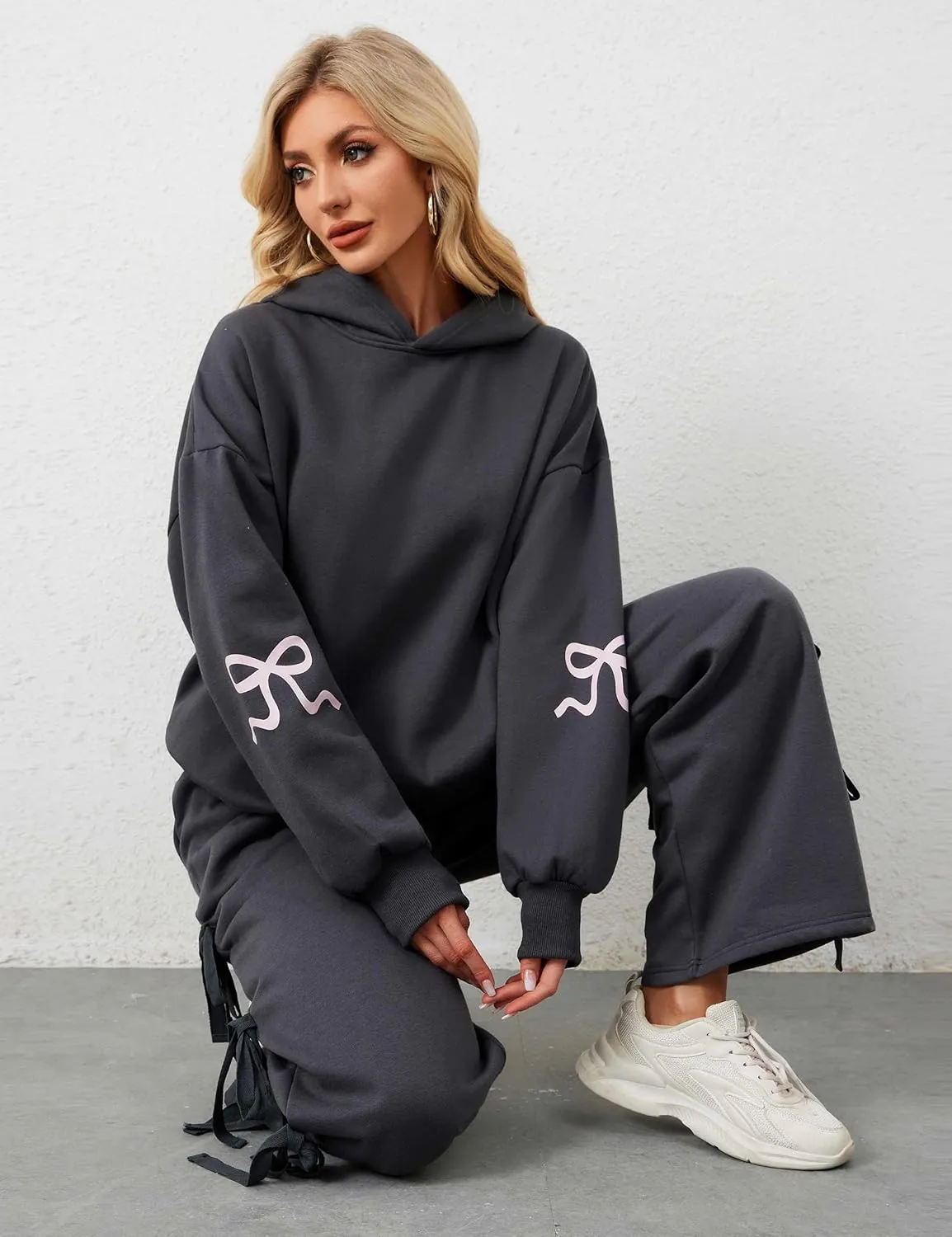 Womens Bow Graphic Hoodie Cute Bow Sweater Oversized Long Sleeve Fleece Sweatshirt Drop Shoulder Pullover Tops